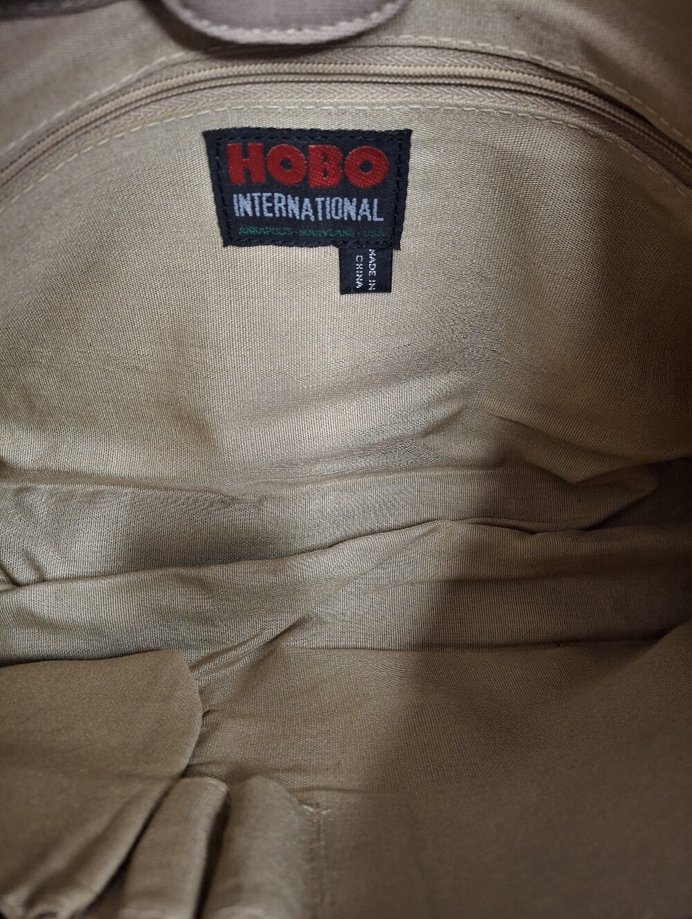 HOBO International Taupe Brown Shoulder Bag + Hobo Leather Kisslock Wallet Set - Picture 5 of 9